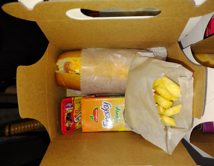 COMBO HOTDOG/PAPAS/BEBIDA 200ML/DULCE