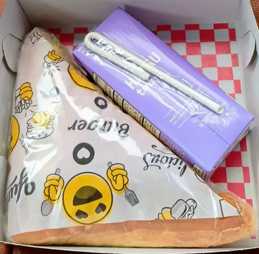 [208] COMBO SANDWICH DANÉS/BEBIDA 200 ML